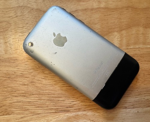 Apple iphone - apple,
